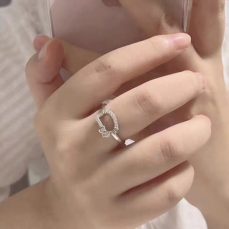 Cartoon Kitty Cat Diamond Necklace Fashion Girl Heart Student Girlfriend Clavicle Chain Niche Design Sense Woolen Chain