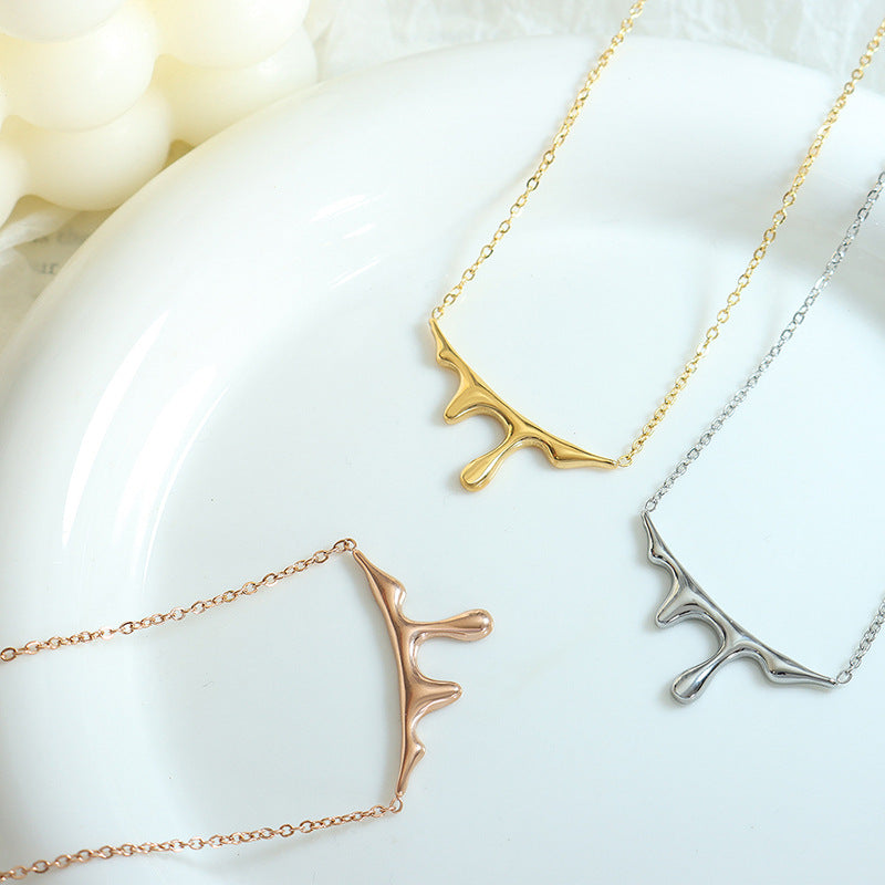 Internet Celebrity Ins Trendy Lava Type Light Luxury Necklace Niche Design Water Drop Pendant Titanium Steel Plated 18K Gold Clavicle Chain